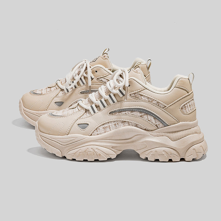 Dame Sporty Sneakers med åndbar tekstilkonstruktion og moderigtige designelementer Stilla