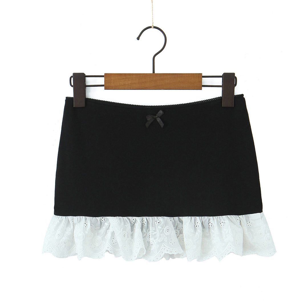 Dame rynkeshorts med fint blonder og elastisk talje Stilla
