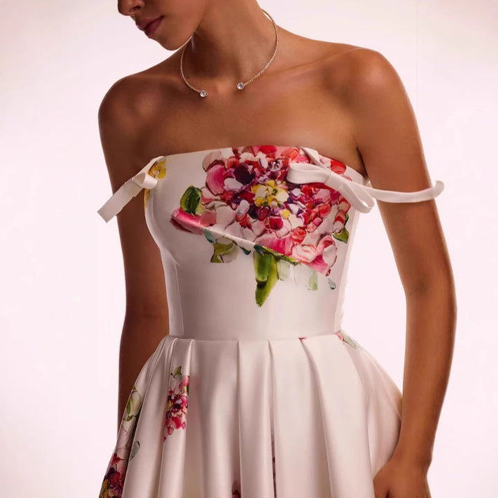 Femme Elegante Off-Shoulder Midi Kjole Stilla