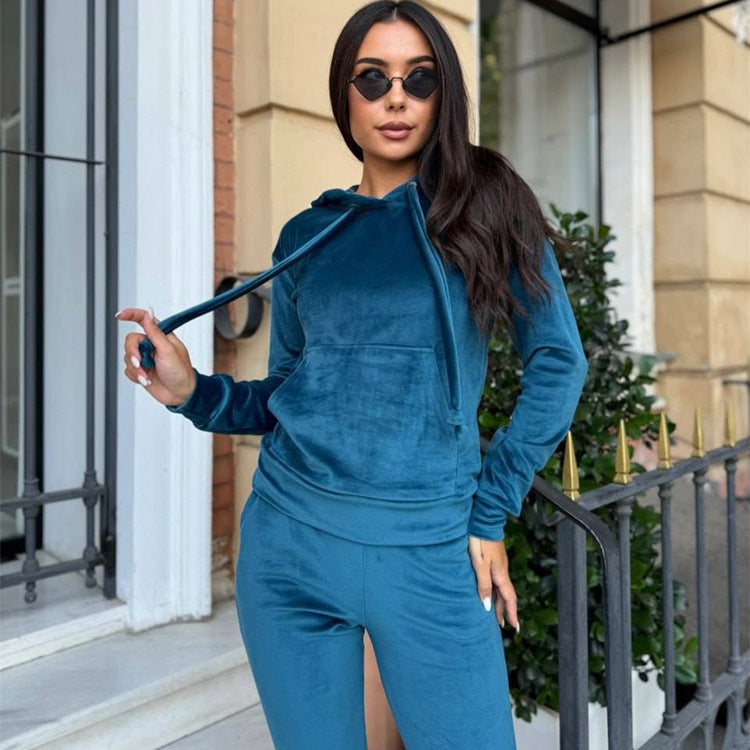 Kvinders loungewear sæt med hætte og elastisk taljeband