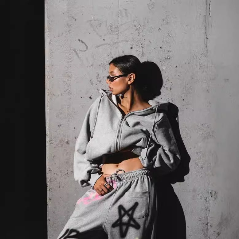 Kvinder casual hoodie og jogger bukser sæt i urban graffiti design Stilla
