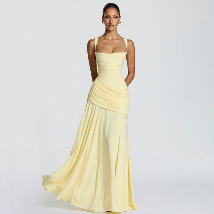 Damen Maxikleid mit dekorativen Rüschendetails und eleganter Taillierung Skovae