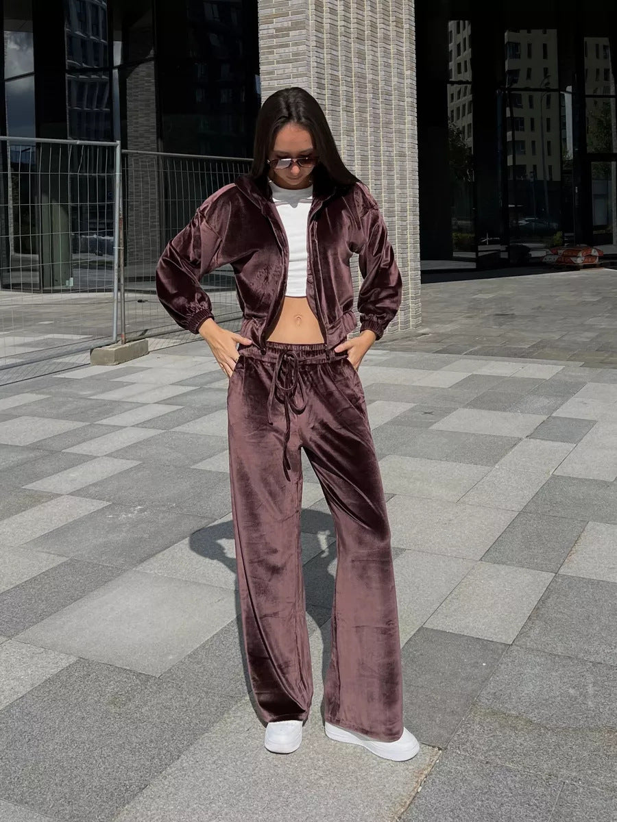 Kvinders velour tracksuit med høj talje og cropped jakke Skovae