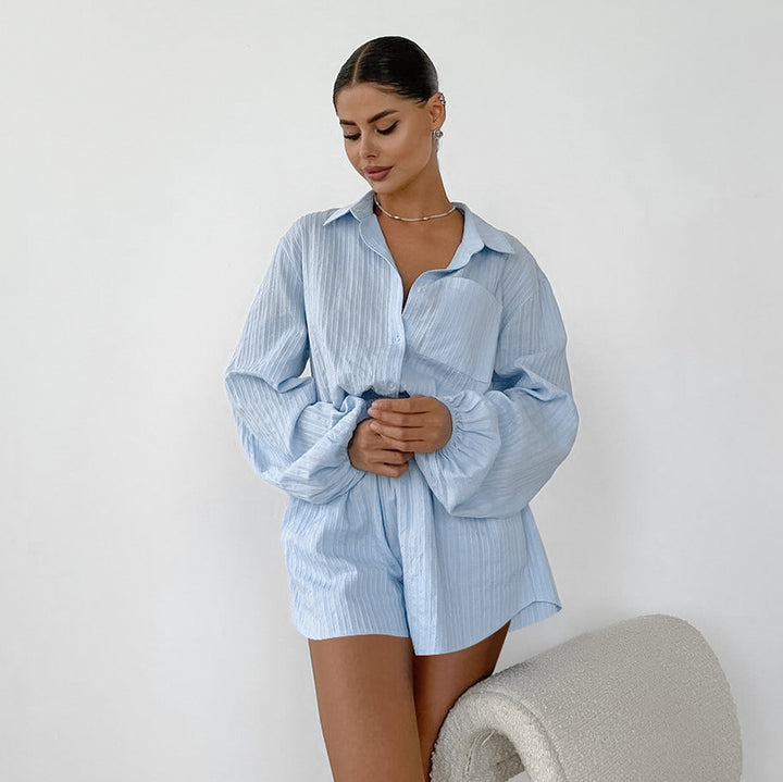 Damer let shorts-sæt med langærmet bluse og komfortable lommer Stilla