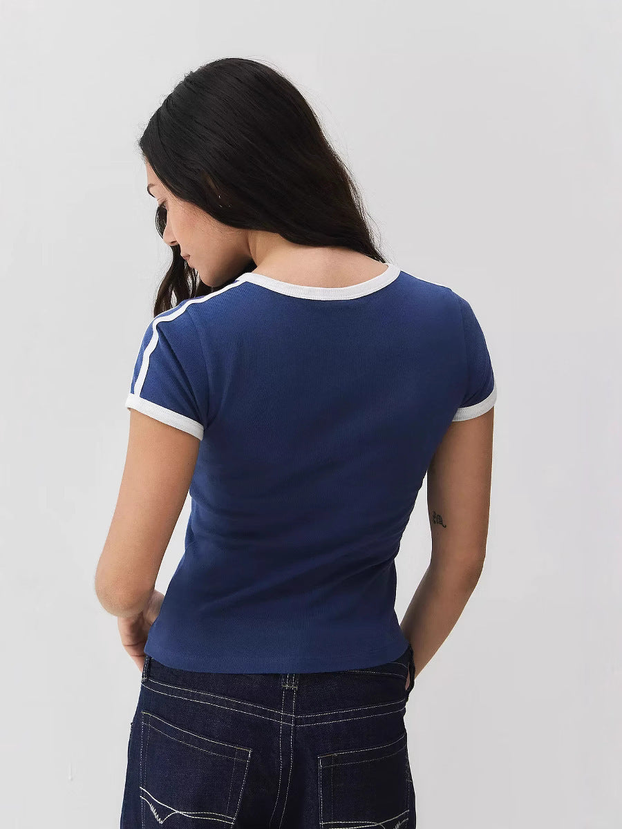 Dame Sporty T-shirt med spidspynt og V-udskæring Stilla
