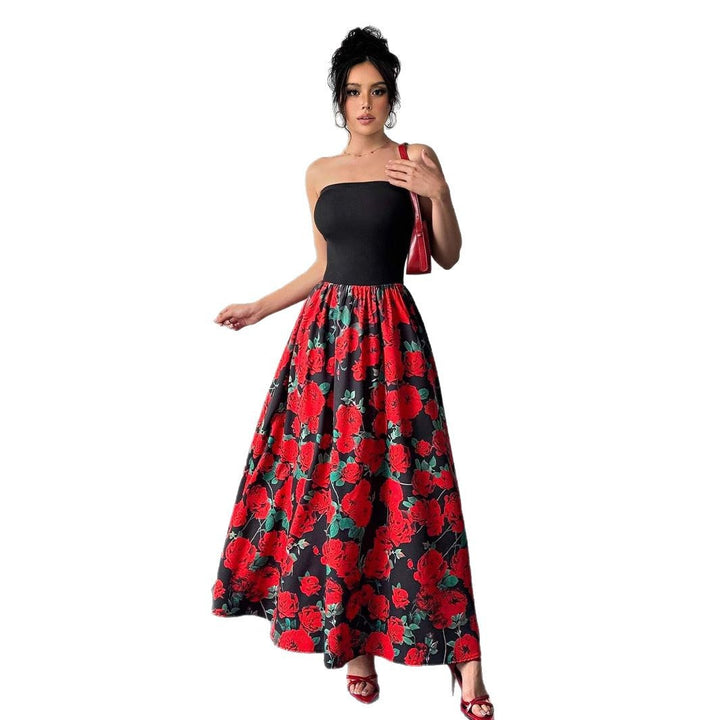 Dame uden stropper maxikjole med figursyet bandeau-overdel og udstillet rose-print-nederdel Skovae