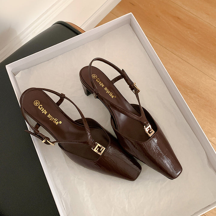Dame Sling-pumps med elegant spænde detaljer og spidse former Stilla