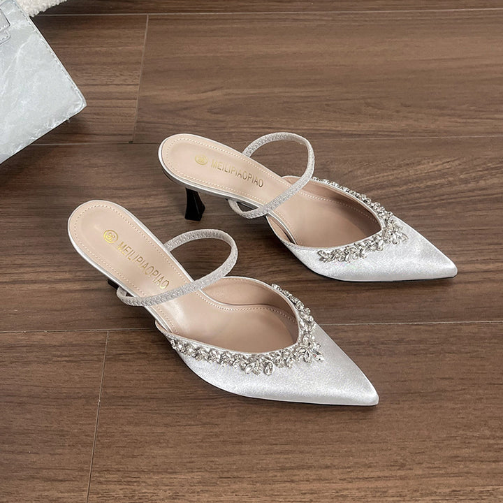 Dame Sling-pumps med funklende strasspynt og elegant form Stilla