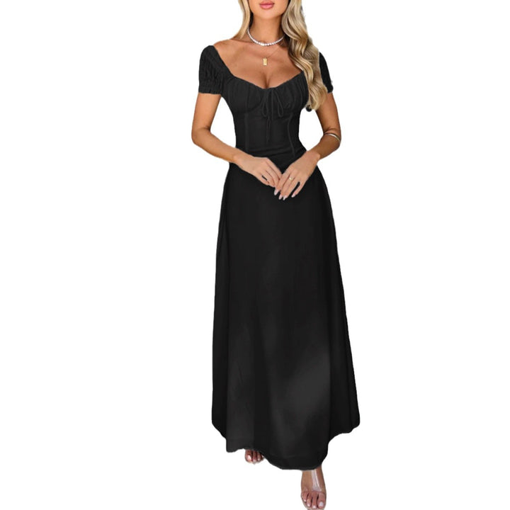Dame Maxikjole med off-shoulder design og volangdetaljer Stilla