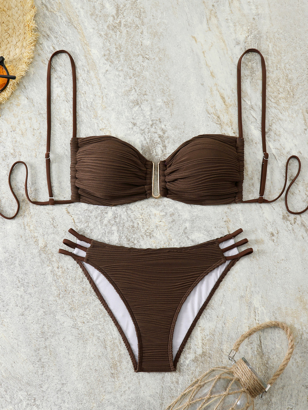 Dame Balkon-Bikini med raffineret flæsedesign og elegante stropper Skovae