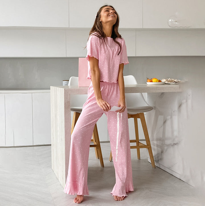 Dame hyggelig pyjamasæt med afslappet top og flydende bukser Stilla