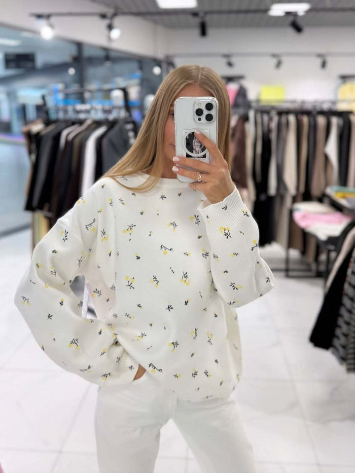 Kvinders afslappede sweater med blomstermønster Stilla