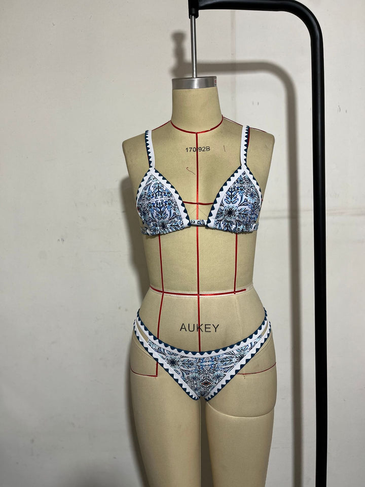 Dame Triangel-Bikini med elegant blomstret mønster Skovae