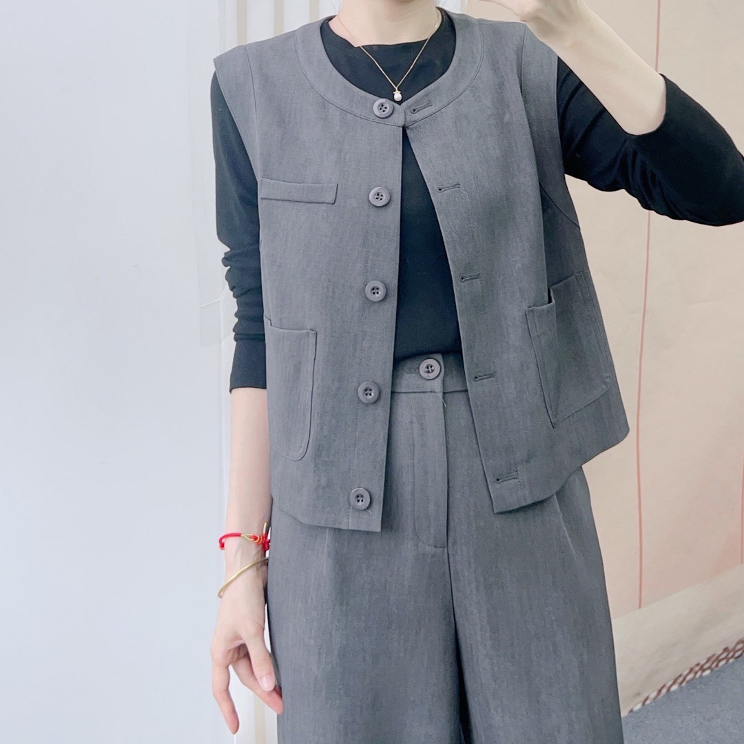 Dame elegant vest og bukser kombination Stilla