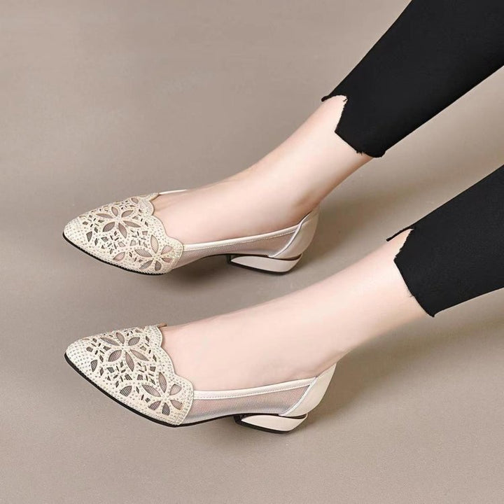 Dame elegante Ballerinas med floralt huldesign og behagelig sål Stilla