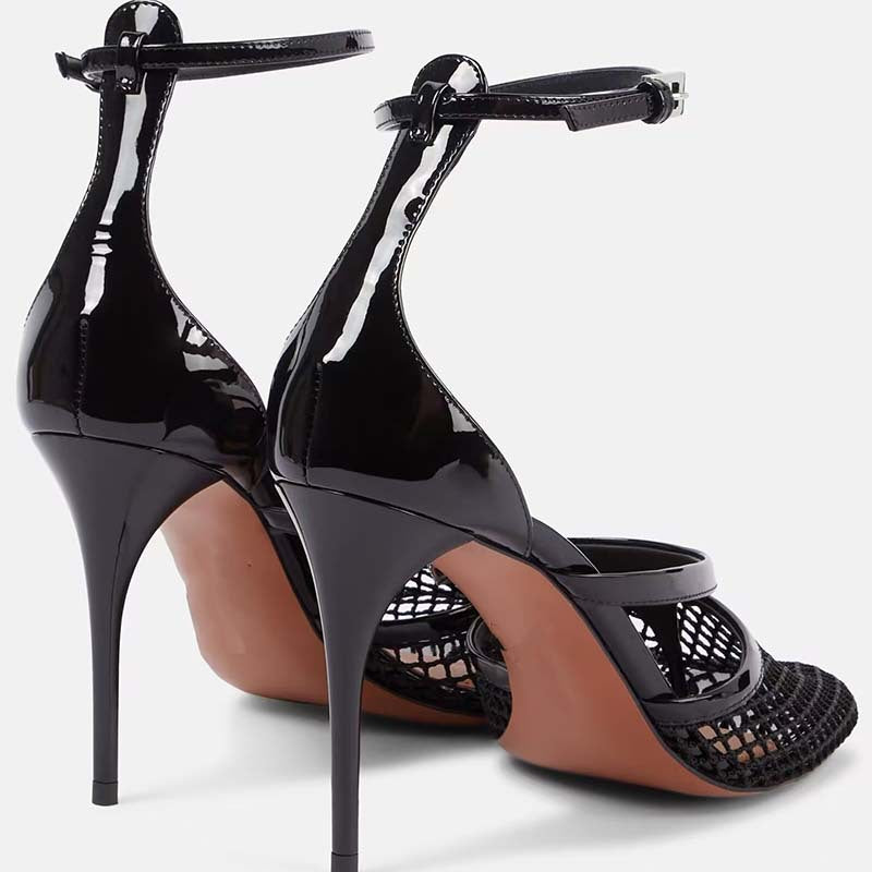 Femme Strappy High Heel Sandaler med gennemsigtig accent Stilla