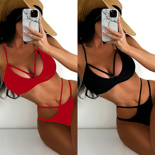 Dame triangel-bikini med dyb v-udskæring og raffinerede stropmønstre Skovae