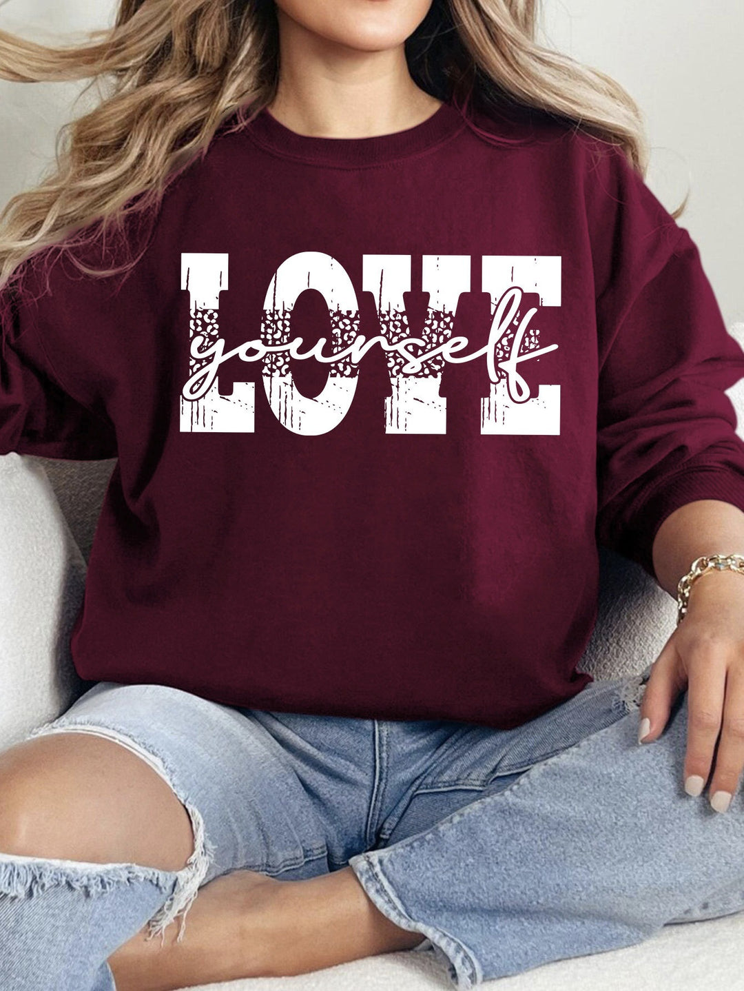 Kvinders sweatshirt med kreativ LOVE påskrift og afslappet pasform Stilla