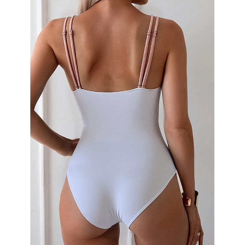 Dame Triangel-Bikini med unik smykkepynt Skovae