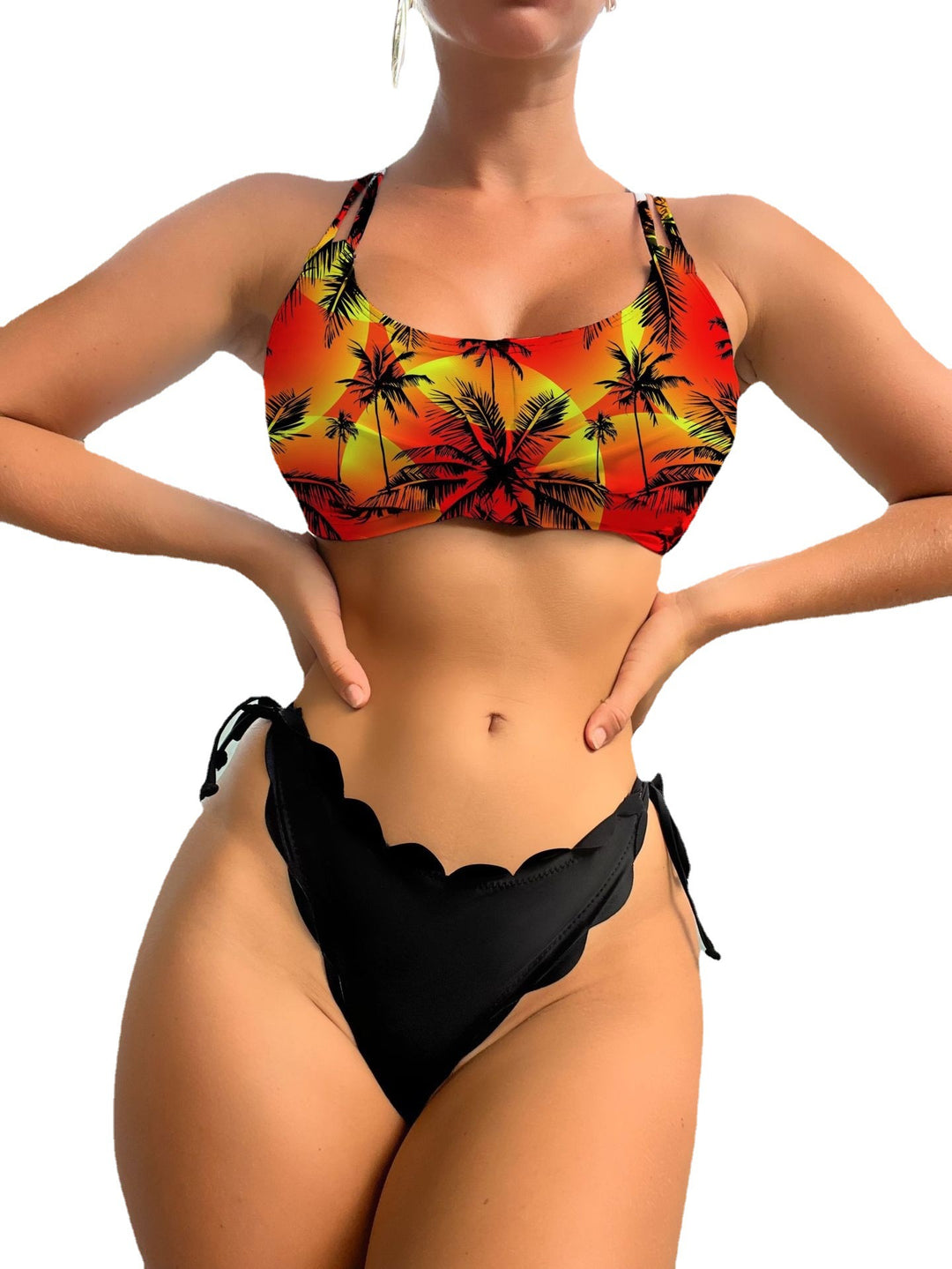 Dame bikini sæt med justerbar top og trendy flæser Stilla