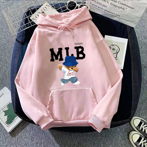 Dame hoodie med kreativt dyre- og skriftdesign Skovae