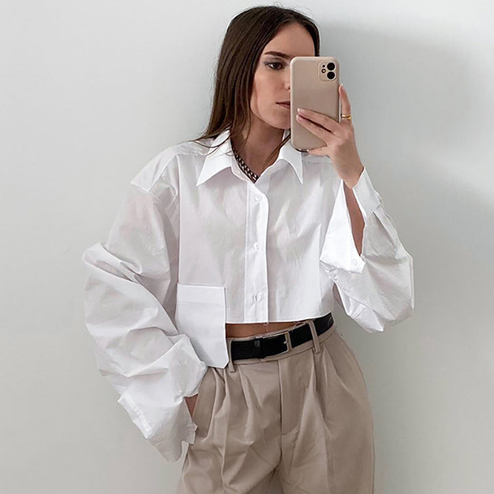 Dame Cropped Skjorte med bred pasform og praktisk brystlomme Stilla
