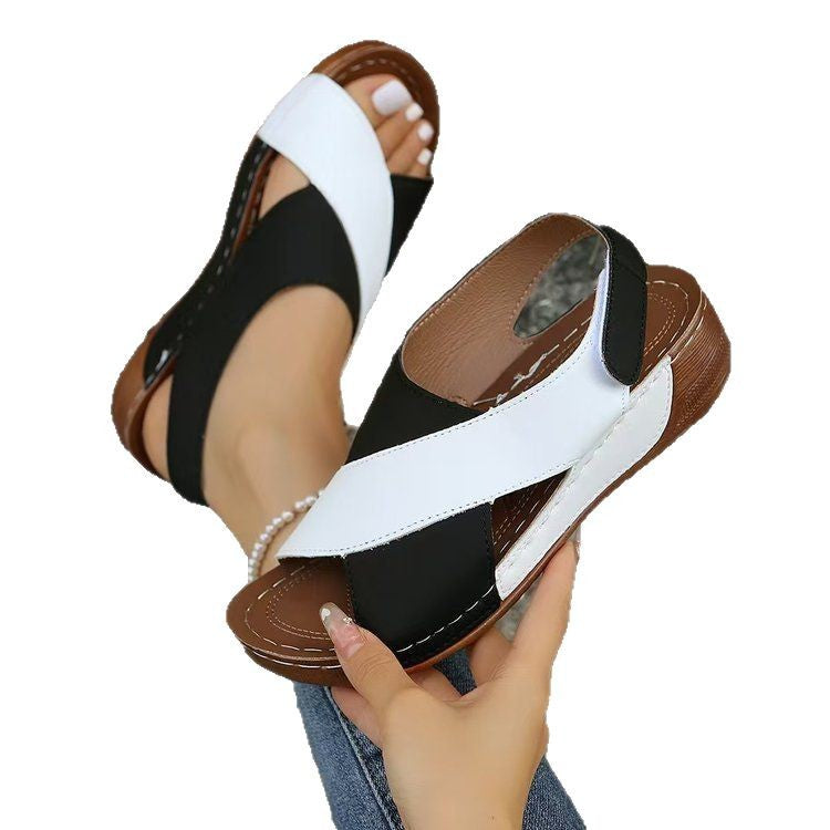 Dame elegante toe separator sandaler med dekorative krydsremme og behageligt fodseng Stilla