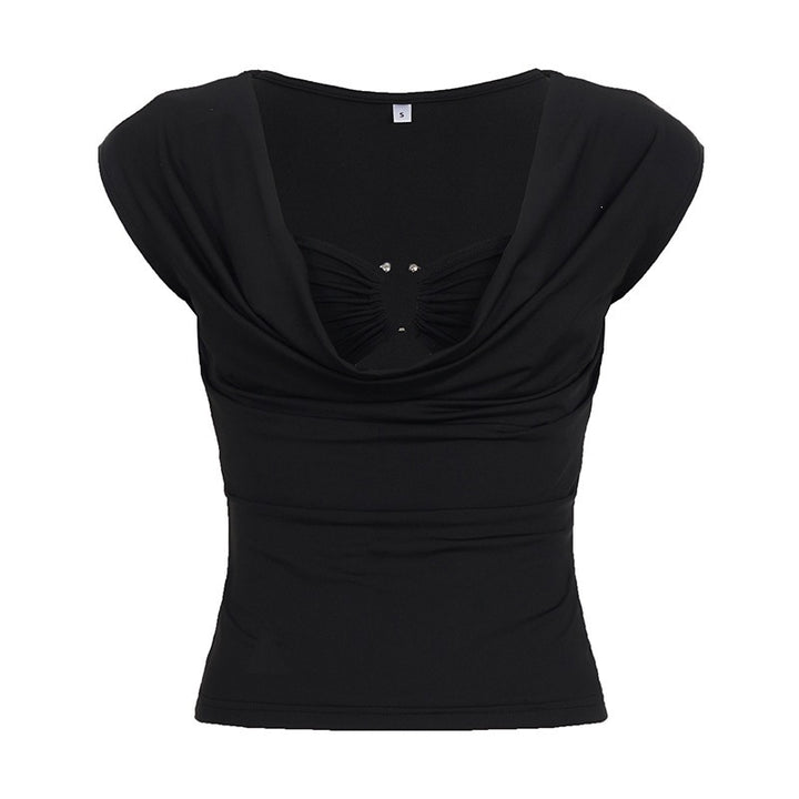 Dame elegant top med moderne draperingsdesign og dekorative rhinsten detaljer Skovae