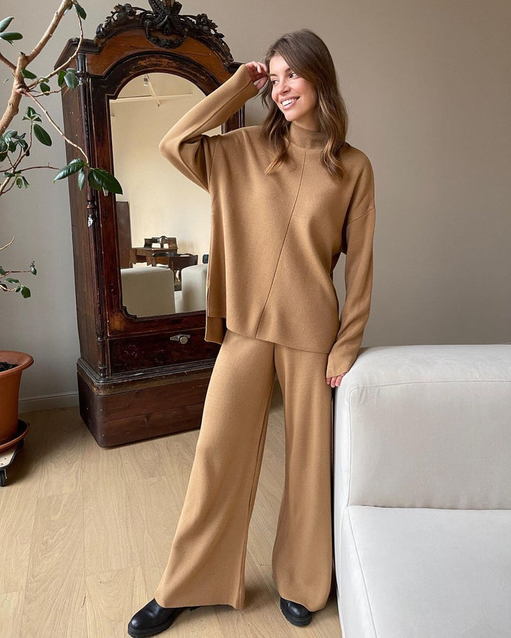 Dame Strik-Loungewear-Sæt med løstsiddende snit og afslappet stil Stilla