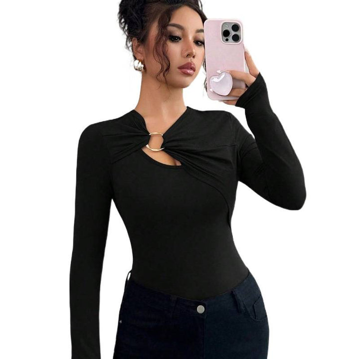 Dame bodysuit med dekorativt ringdetalje og lange ærmer Skovae
