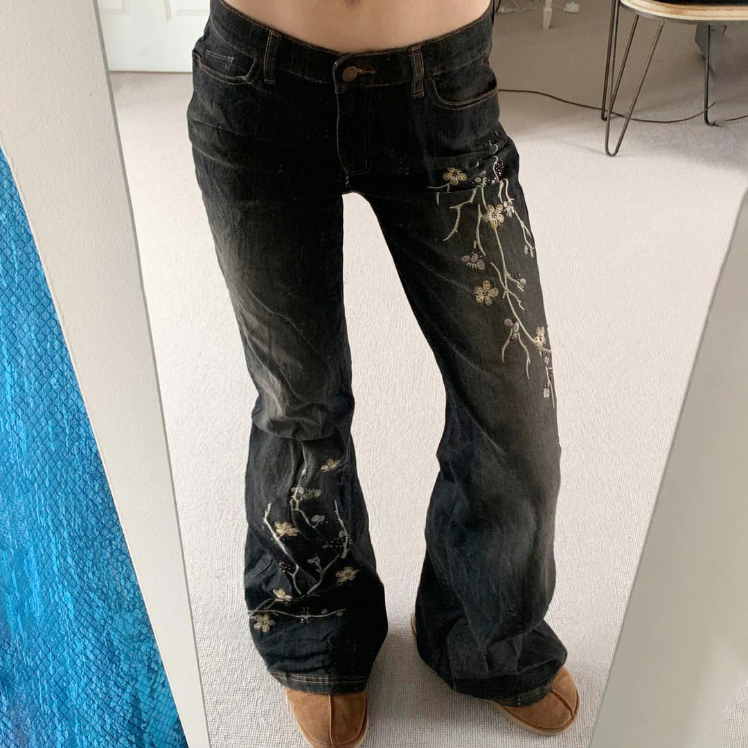 Dame Flared Jeans med blomsterbroderi og høj talje Skovae