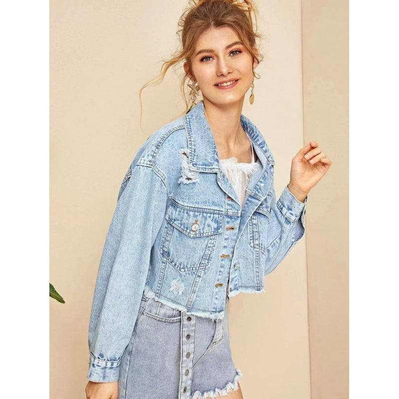 Kvindernes denimjakke med stilfulde slidte detaljer Stilla