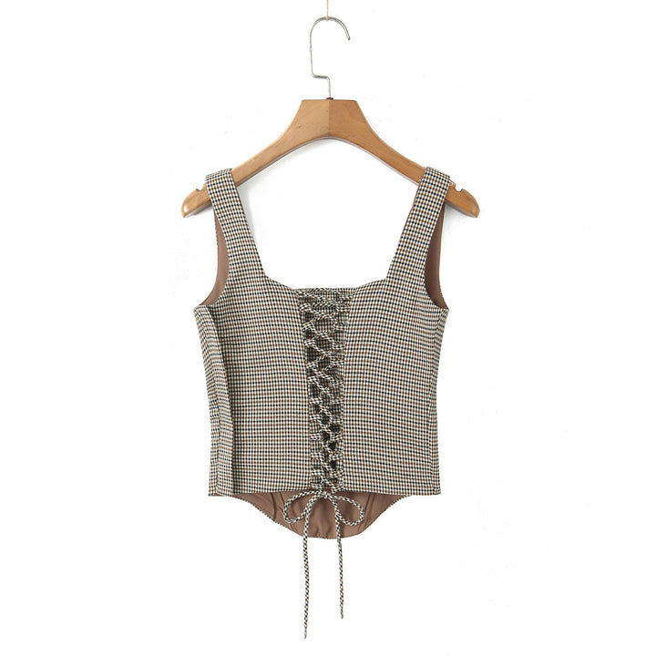 Dame Crop-Top med raffinerede flæsedetaljer og kontrastfarvet ternet mønster Stilla
