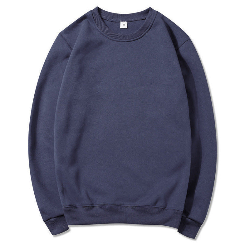 Kvinders sweatshirt lavet af blødt fleece materiale med en klassisk rund halsudskæring Skovae