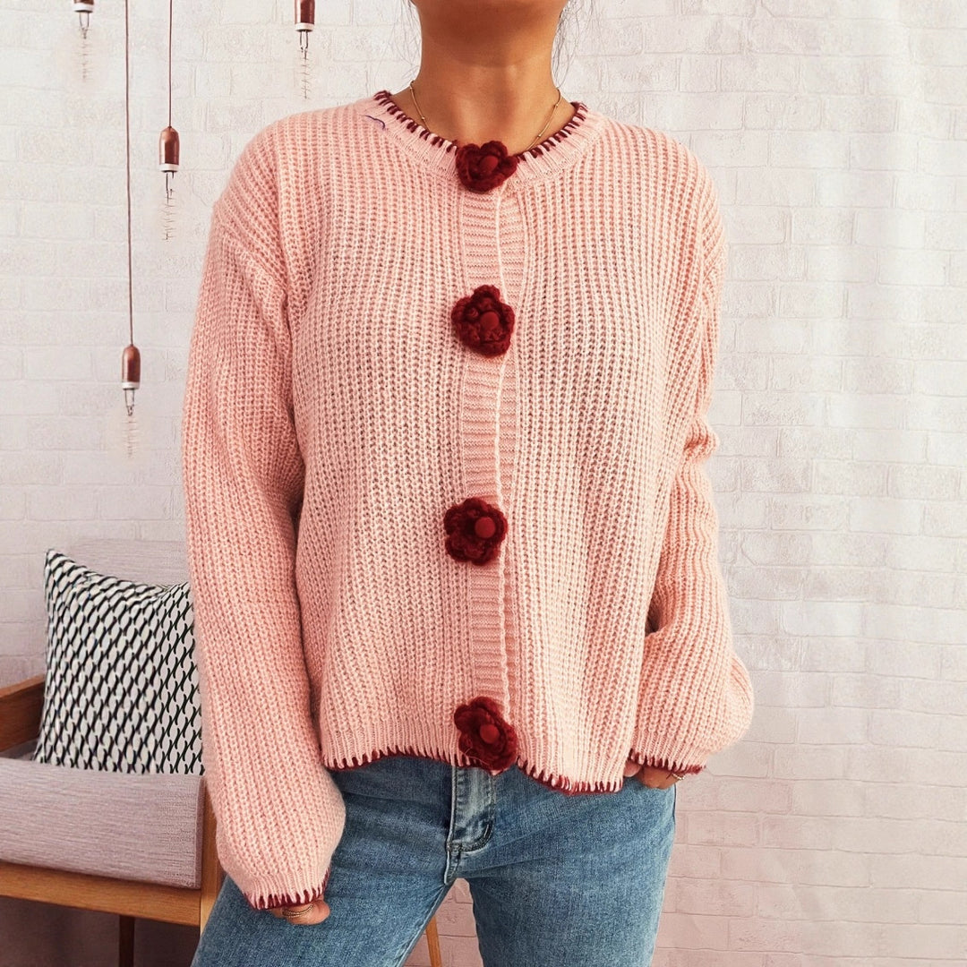 Kvinders cardigan med blomsterknapdetaljer og struktureret stof Stilla