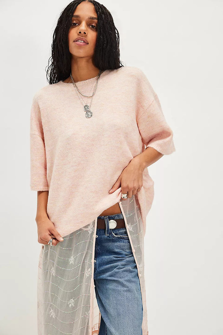 Kvindernes Oversized Sweater med Elegante Mesh Ærmer og Delikat Broderi Mønster Skovae