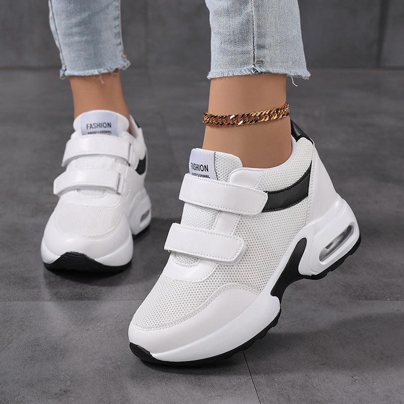 Dame nan sporty plateau sneakers med velcro og synlig luftpolstersål lavet af åndbart mesh Skovae