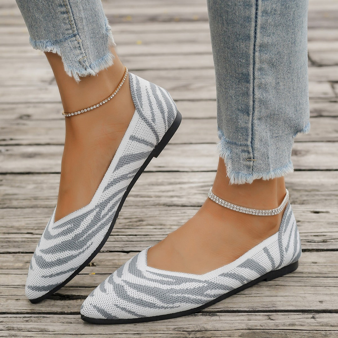 Dame ballerinaer i åndbart strikmateriale med elegant design og komfortabel sål Stilla