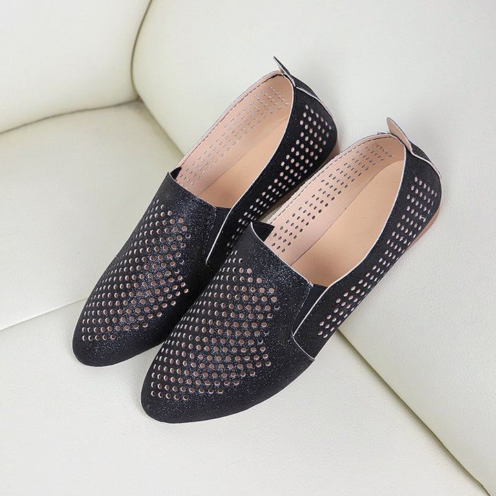 Dame elegante slippers med glitrende overflade og åndbare perforeringer Stilla