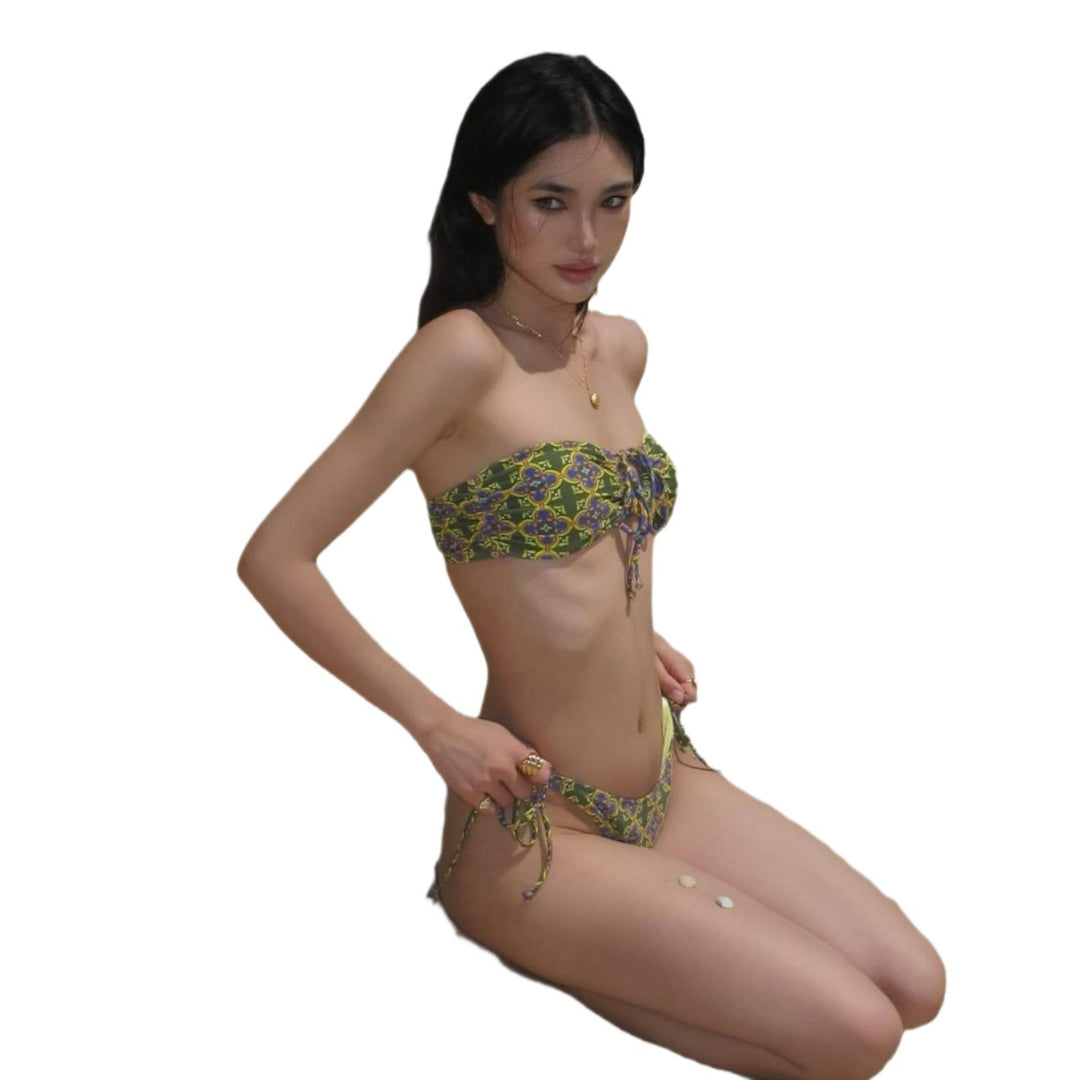 Femme Bandeau-bikini-sæt med justerbare bånd og blomsterdesign Stilla