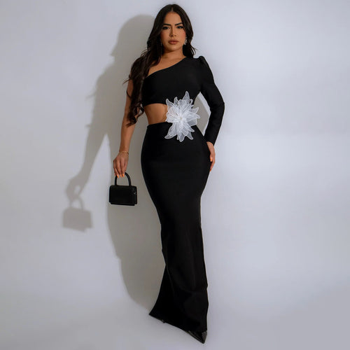 Damer Elegant Cut-Out Aftenkjole med asymmetrisk Design og florale Applikation Stilla