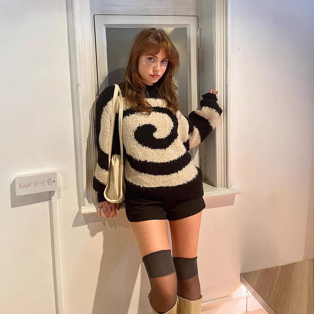 Dame hyggesweater med spiraliseret mønster Stilla