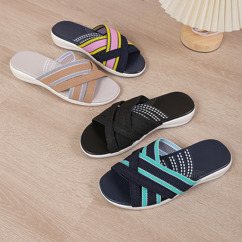 Dame Komfortable Slide-sandaler med moderigtigt remdesign og ergonomisk fodbede Stilla