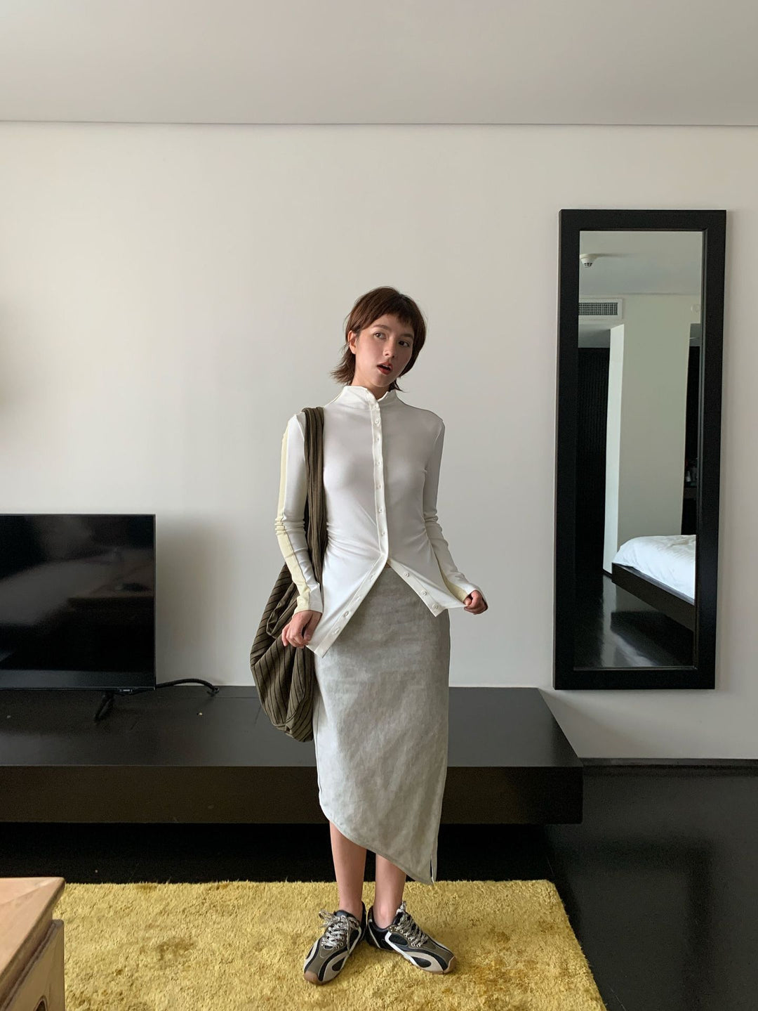 Dame Elegant, tætsiddende nederdel med sidelæg Stilla