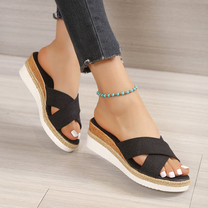 Dame platform-sandaler med flettet fodseng Stilla