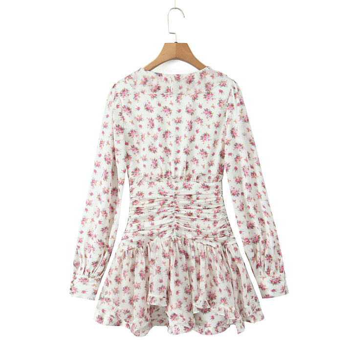 Dame minikjole med florale flæser og elegante knapdetaljer Stilla