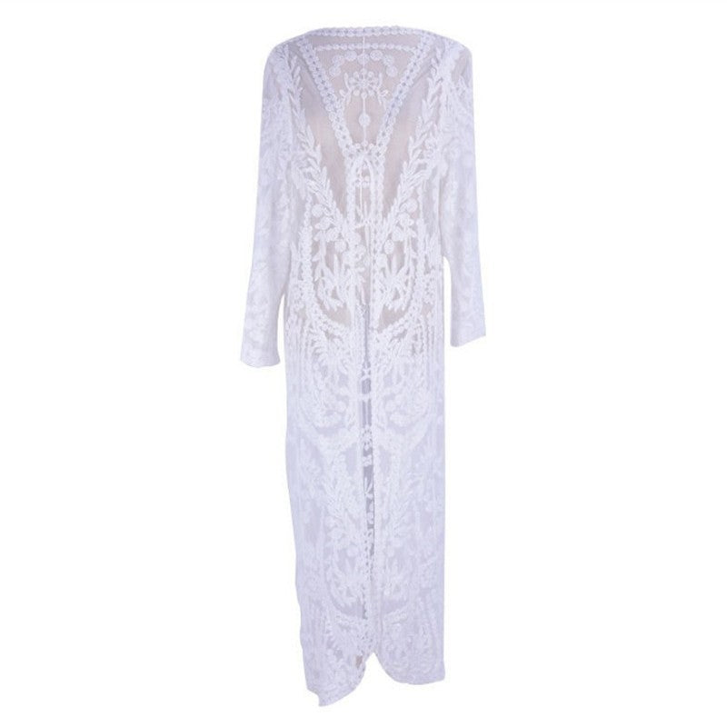 Dame lang blond kimono med blomsterdesign og sidesøm Stilla