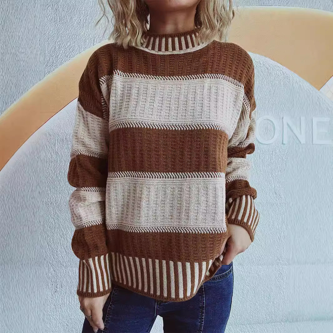 Kvindernes stilfulde strikkede sweater med unikt stribemønster og høje manchetter Stilla