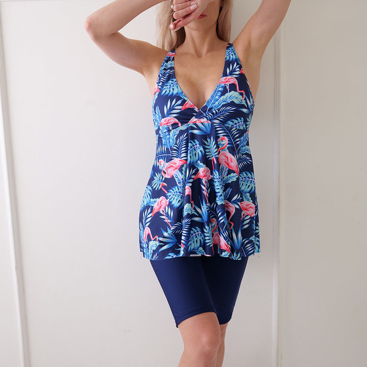 Dame sportlig Tankini med elegant sideskæring og komfortable shorts Stilla