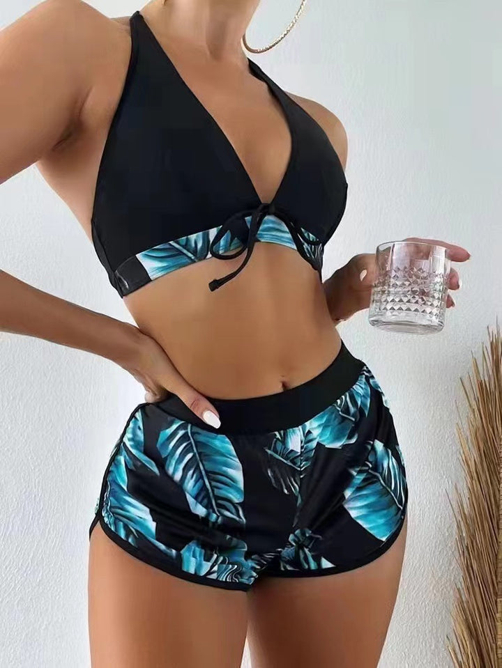 Dame Bikinier med sporty snit og legende print Stilla